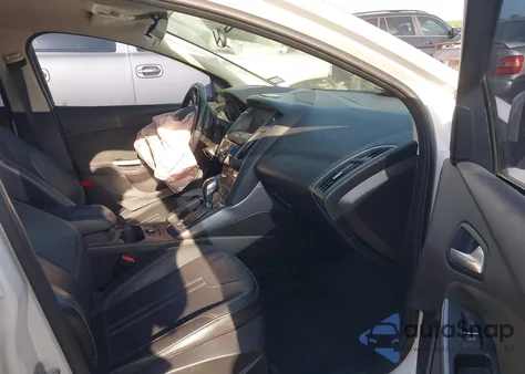 2014 Ford Focus Titanium from USA, damaged, VIN 1FADP3N25EL264660